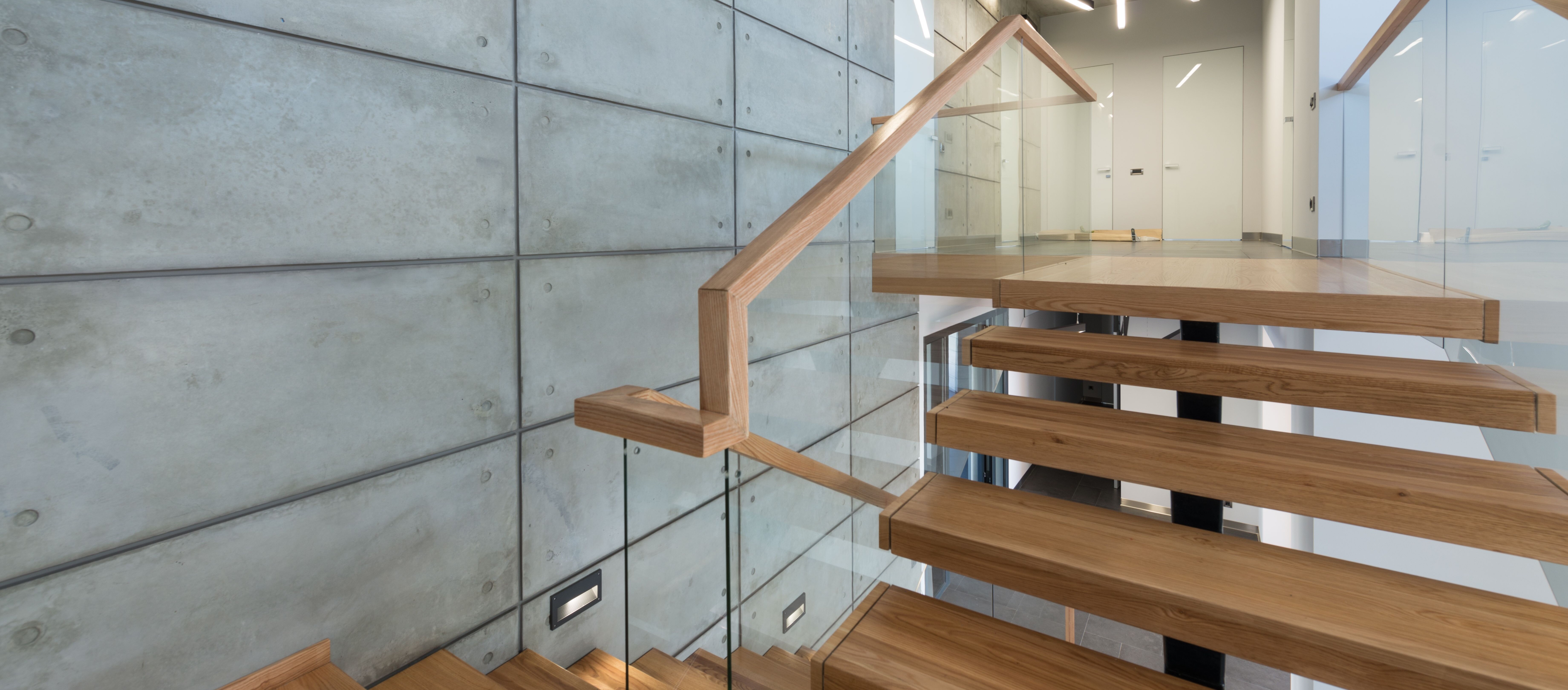 Where to Find Oak Stair Tread Suppliers in 2026