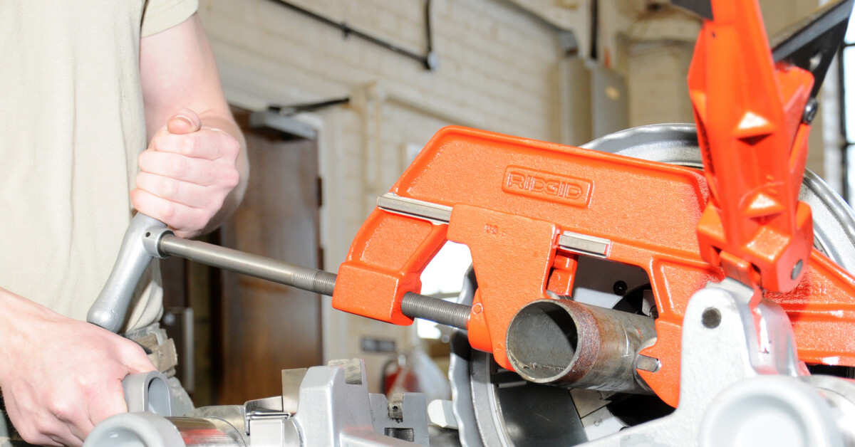 Best NPT Taps & Thread Cutters for Metal Pipes