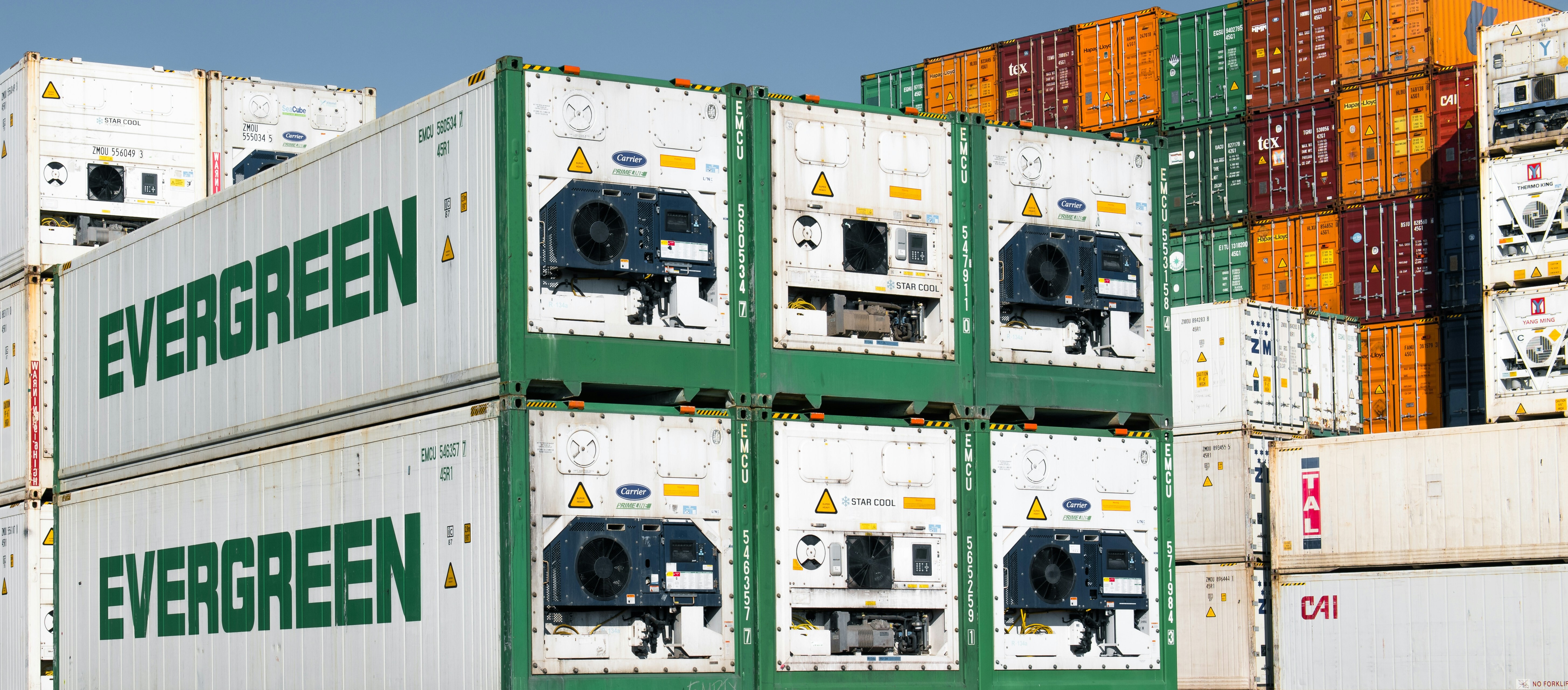 How Does Global Sourcing Work for a New Product? 