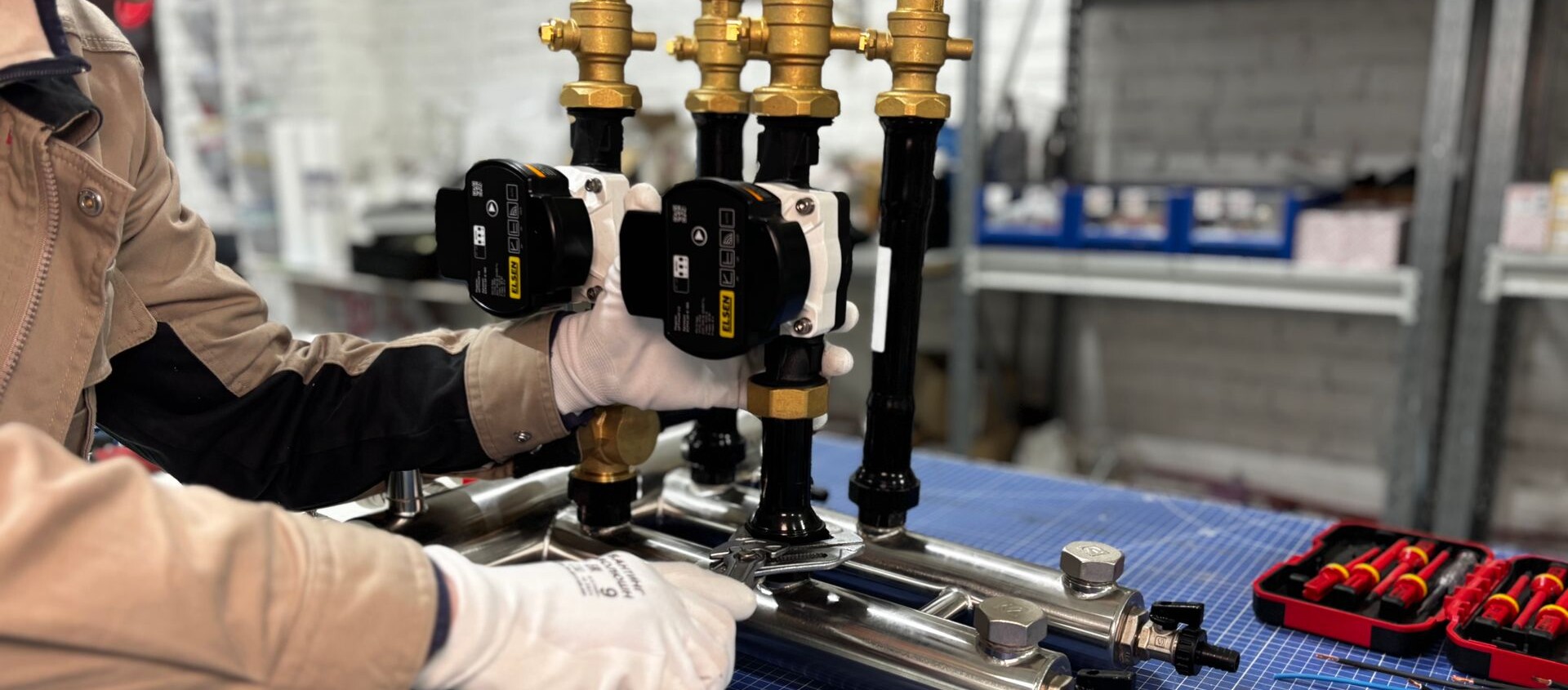 Plumbing and heating work in progress (Photo: Pexels). 